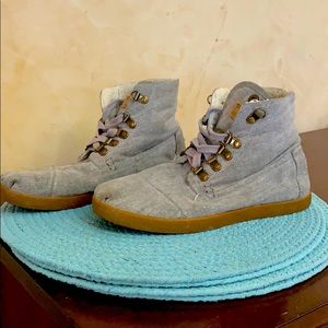 Toms ankle boots
